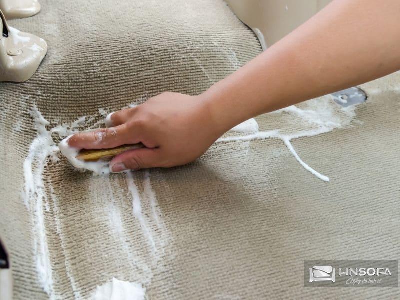 cách làm sạch ghế sofa nhung