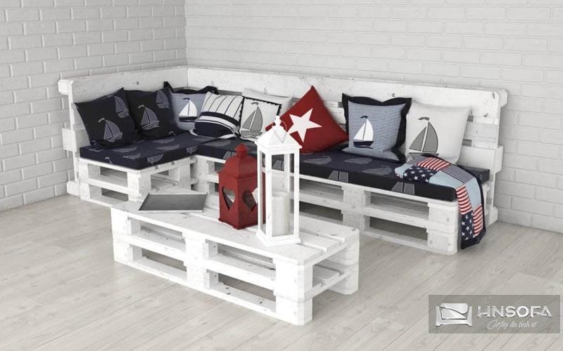 Mẫu ghế sofa bằng gỗ pallet màu trắng độc đáo