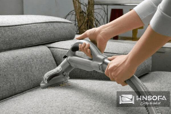 Nên thường xuyên vệ sinh ghế sofa vải bố 