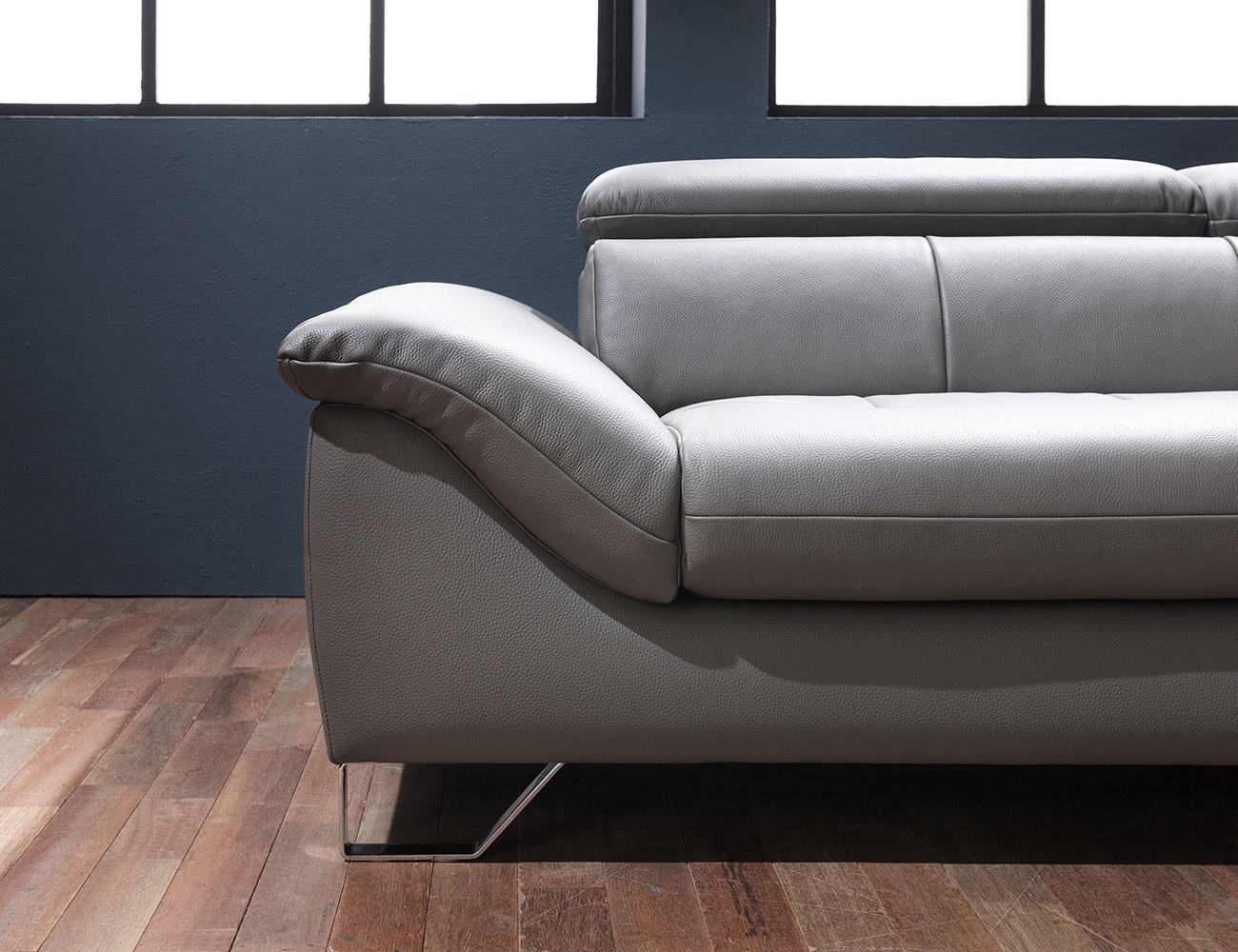 Sang trọng, hiện đại cùng mẫu sofa da Microfiber HNS71 - Ảnh 10