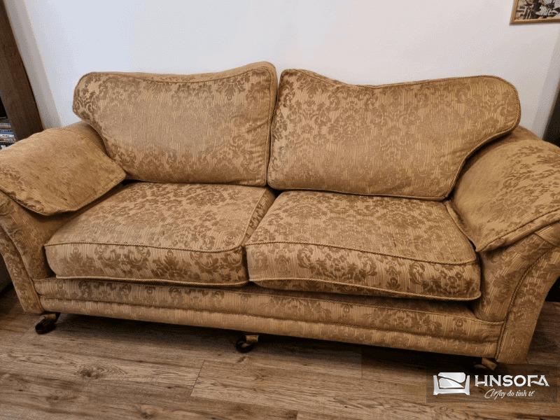 Ghế sofa thay đổi hình dạng do bị lún 