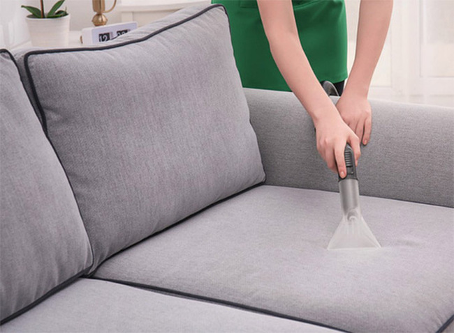 cach-lam-sach-ghe-sofa-vai (7)