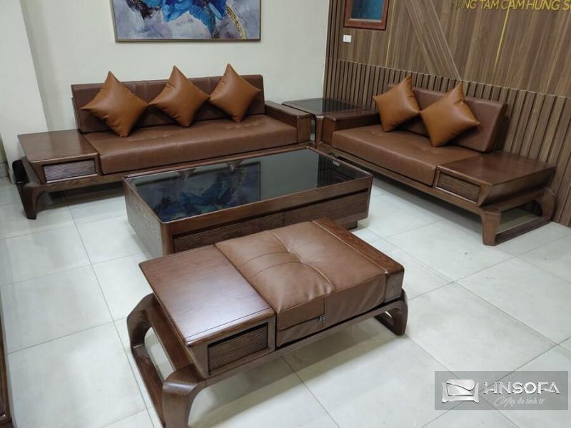 Ghế sofa chân xoắn với màu nâu và họa tiết chân xoắn tạo nên điểm nhấn cuốn hút trong phòng khách của bạn