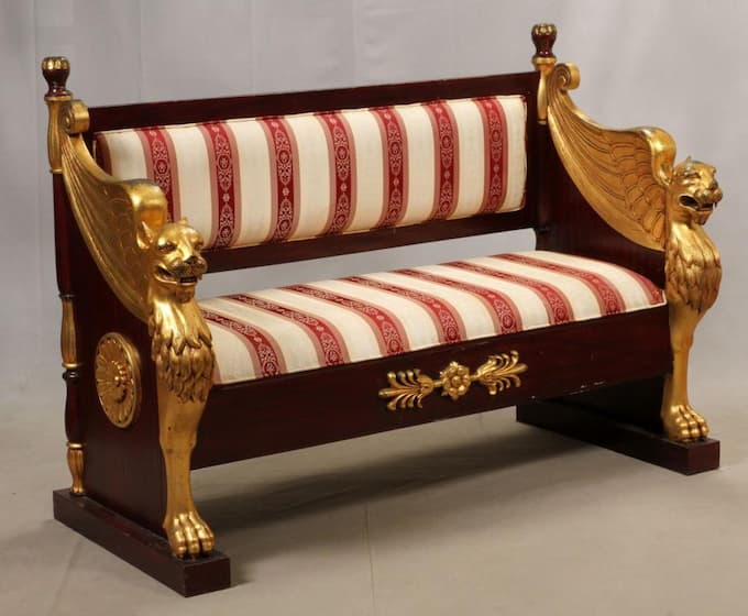Ghế sofa được dành riêng cho các vị Vua tại Ai Cập cổ đại