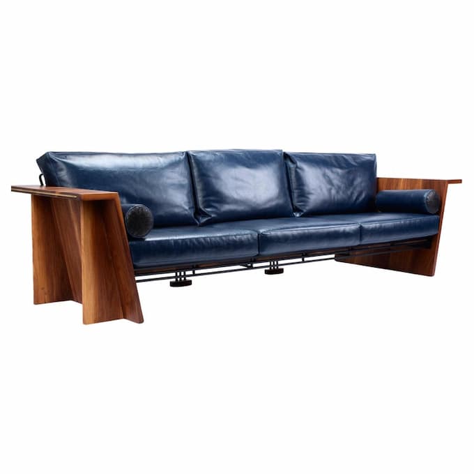 Mẫu Sofa gỗ Óc Chó thiết kế hiện đại