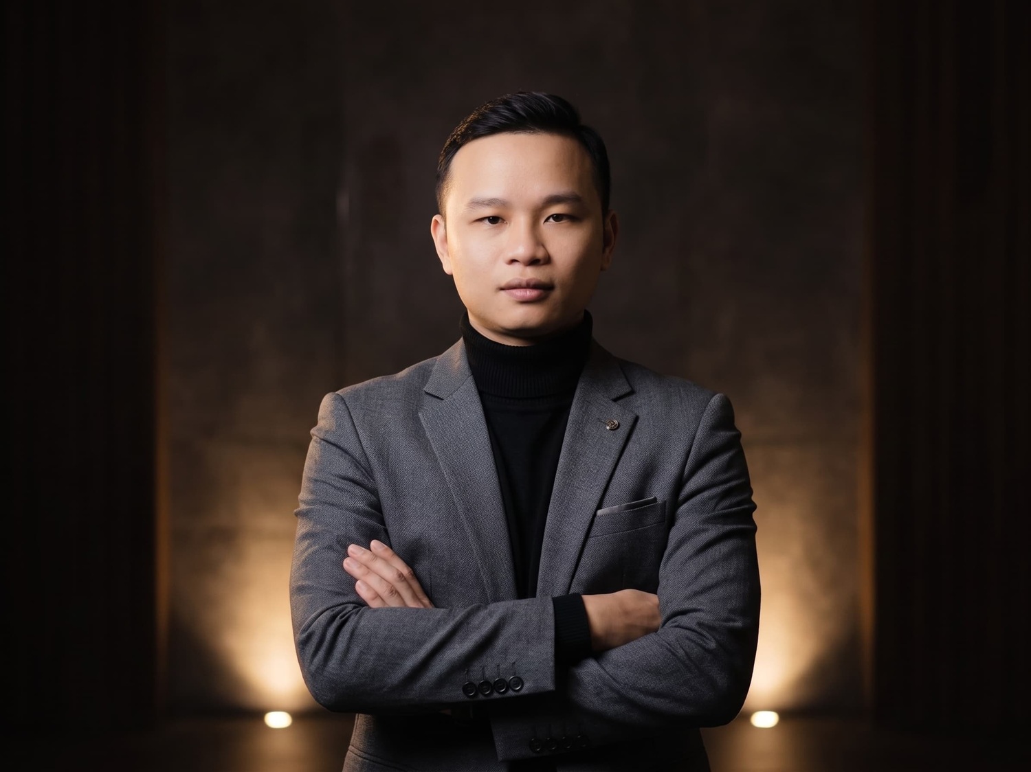 CEO HNSOFA