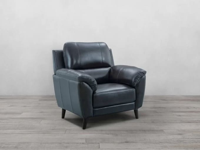 Ghế sofa đơn màu be nhẹ nhàng