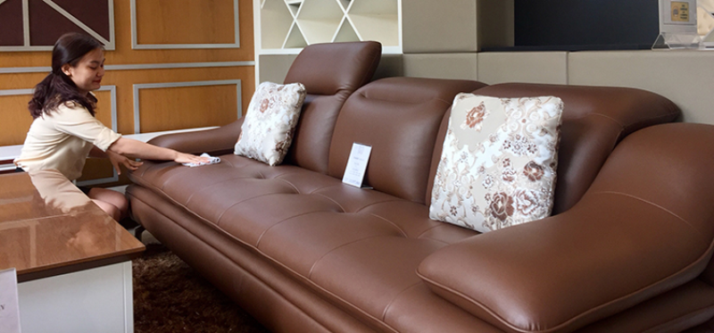 Sofa da thật với ưu điểm dễ dàng vệ sinh
